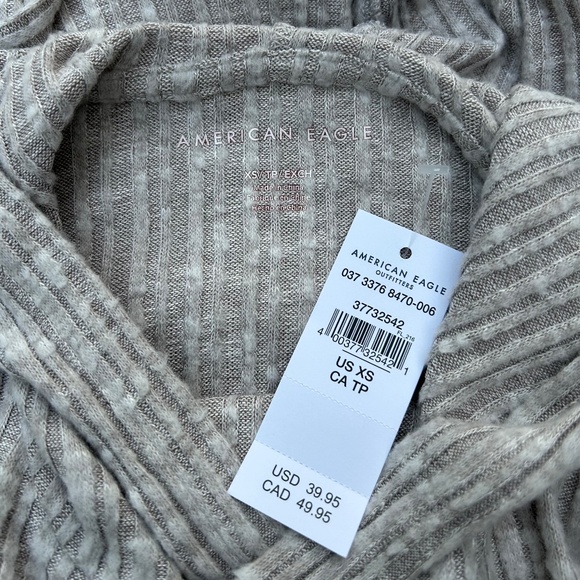 American Eagle ⎮ NWT hoodie - Picture 5 of 5